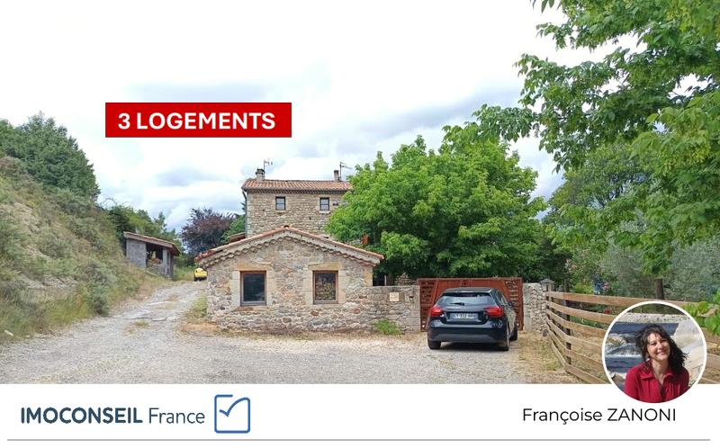 Propriété - 330 m² - 14 pièces