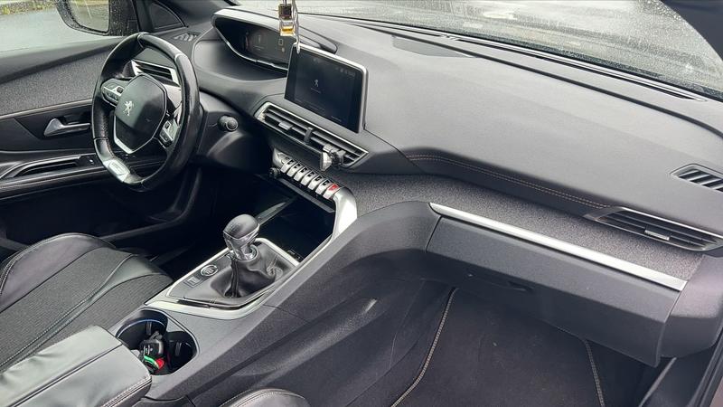 Peugeot 5008 1.5 BlueHDi 130 Gt Line - 7 places