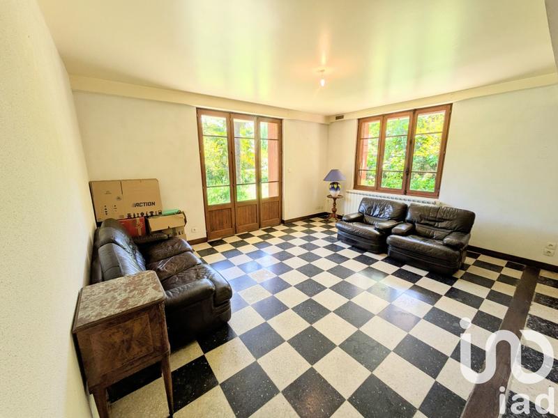 Maison - 203 m² - 5 pièces