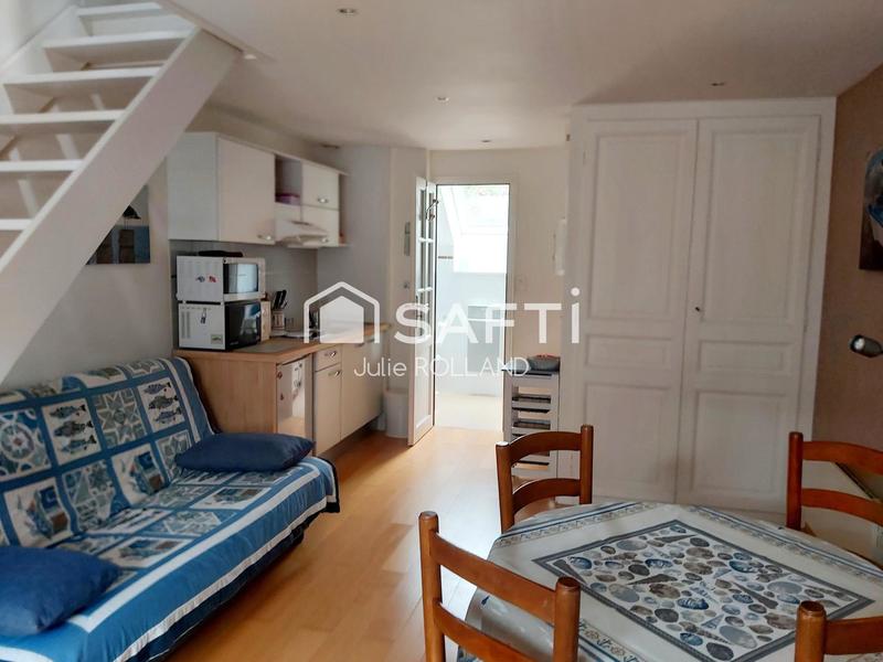 Maison - 202 m² - 8 pièces