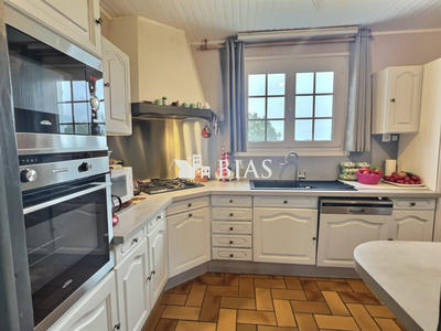 Maison - 84 m² - 5 pièces