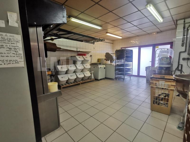 Fonds de commerce - 160 m²