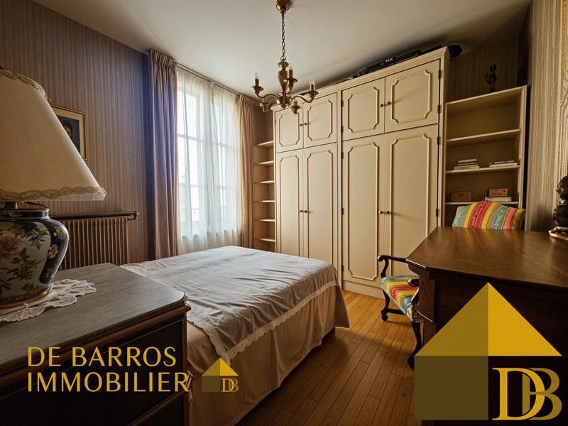 Maison traditionnelle - 90 m² - 6 pièces