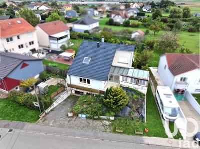 Maison - 138 m² - 5 pièces