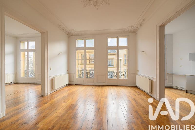 Appartement - 146 m² - 6 pièces