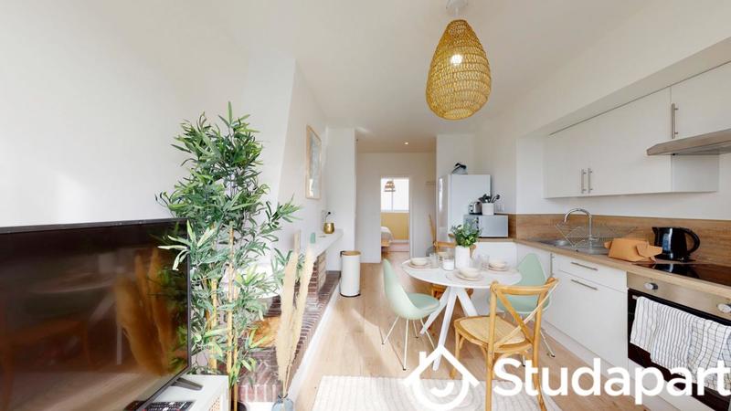 Chambre - 12 m² - 1 pièce