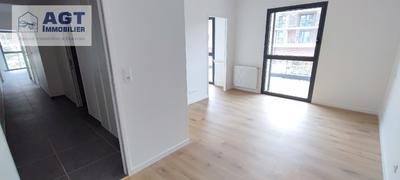Appartement - 83 m² - 3 pièces