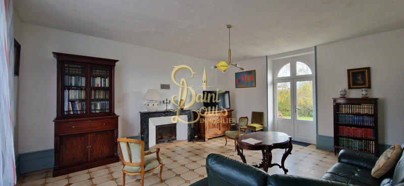 Maison - 237 m² - 7 pièces