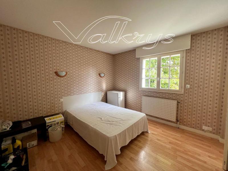 Propriété - 120 m² - 7 pièces