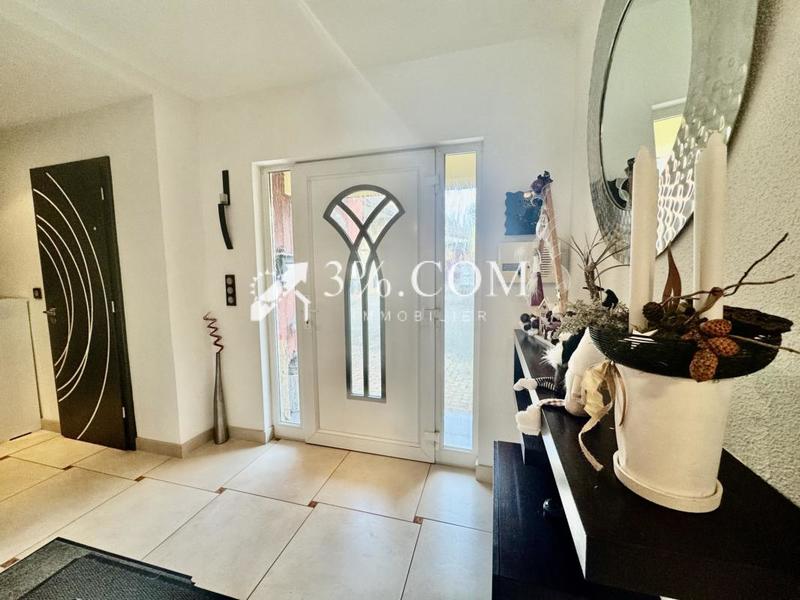 Demeure - 360 m² - 8 pièces