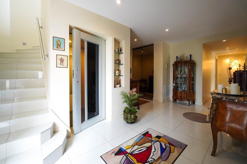 Maison - 191 m² - 5 pièces