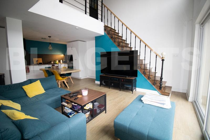 Maison traditionnelle - 121 m² - 6 pièces