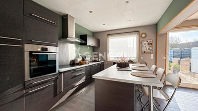 Maison de ville - 92 m² - 4 pièces