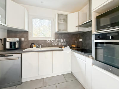 Maison - 93 m² - 4 pièces