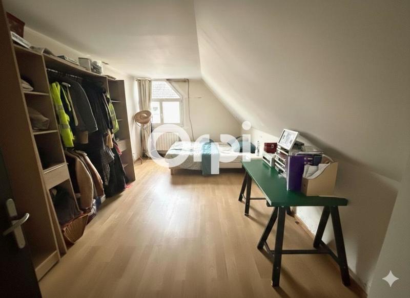 Maison - 93 m² - 4 pièces