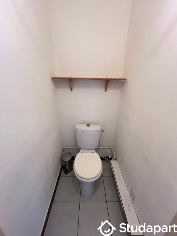 Chambre - 12 m² - 1 pièce