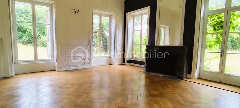 Château - 457 m² - 15 pièces