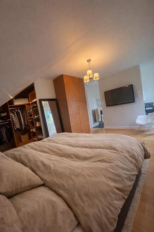 Maison - 177 m² - 7 pièces