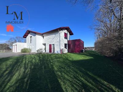 Villa - 170 m² - 5 pièces