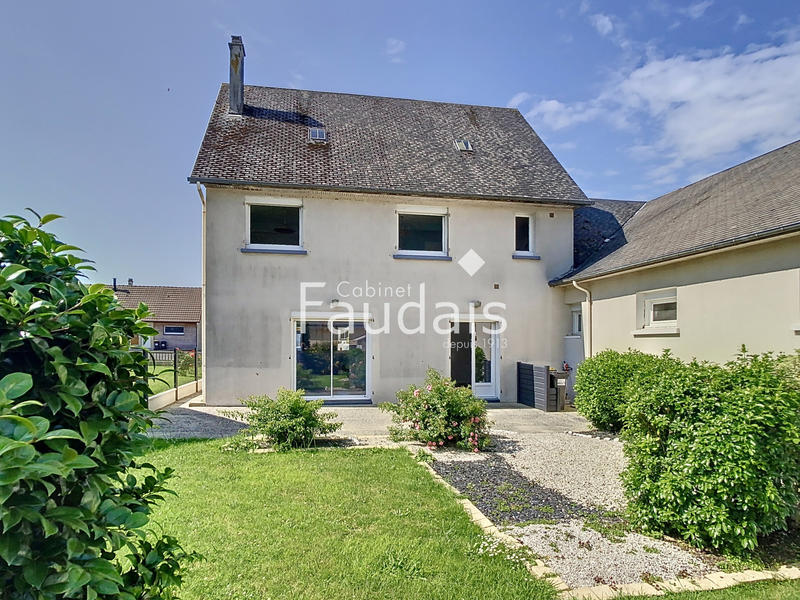 Maison - 131 m² - 6 pièces