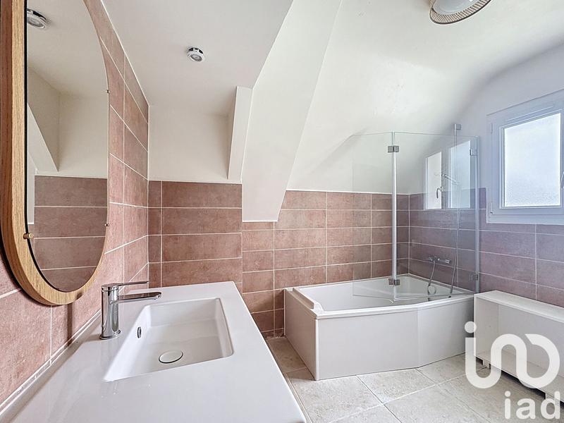 Maison - 142 m² - 5 pièces