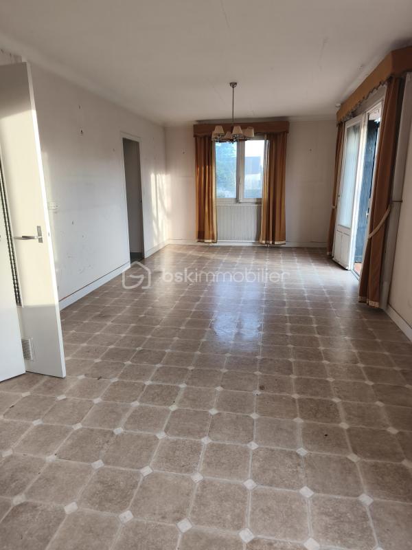 Maison - 81 m² - 5 pièces