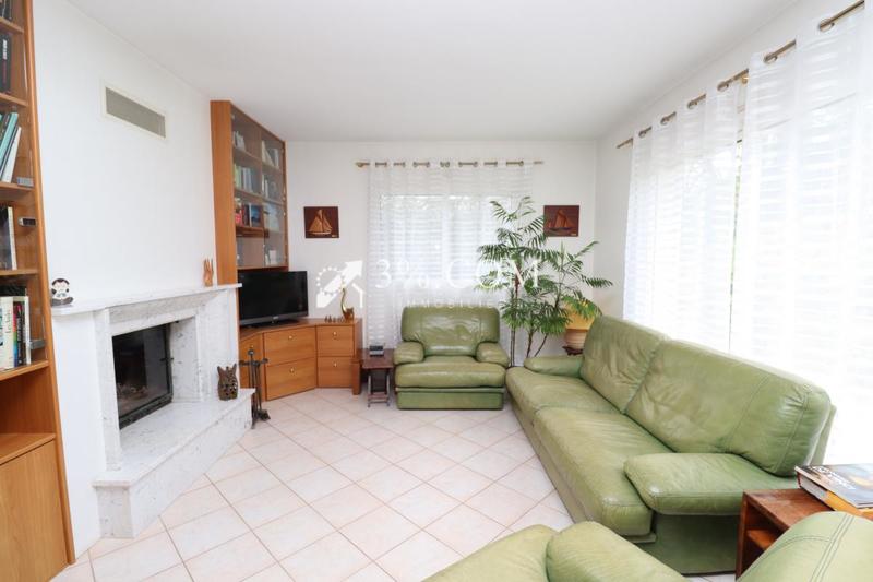 Maison - 176 m² - 9 pièces