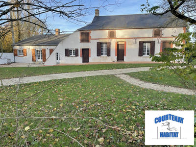 Maison - 230 m² - 6 pièces