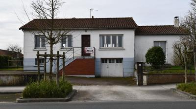 Maison - 96 m² - 5 pièces