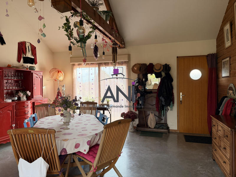 Maison contemporaine - 219 m² - 6 pièces