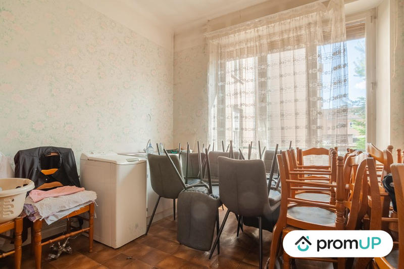 Local commercial - 250 m² - 3 pièces