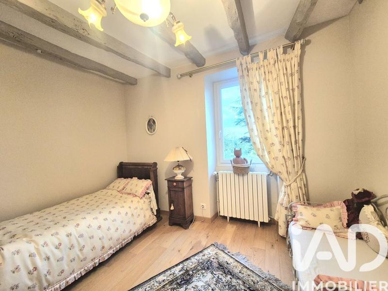 Maison - 180 m² - 5 pièces