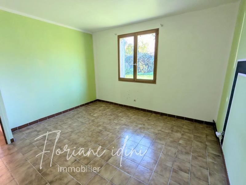 Maison - 200 m² - 8 pièces