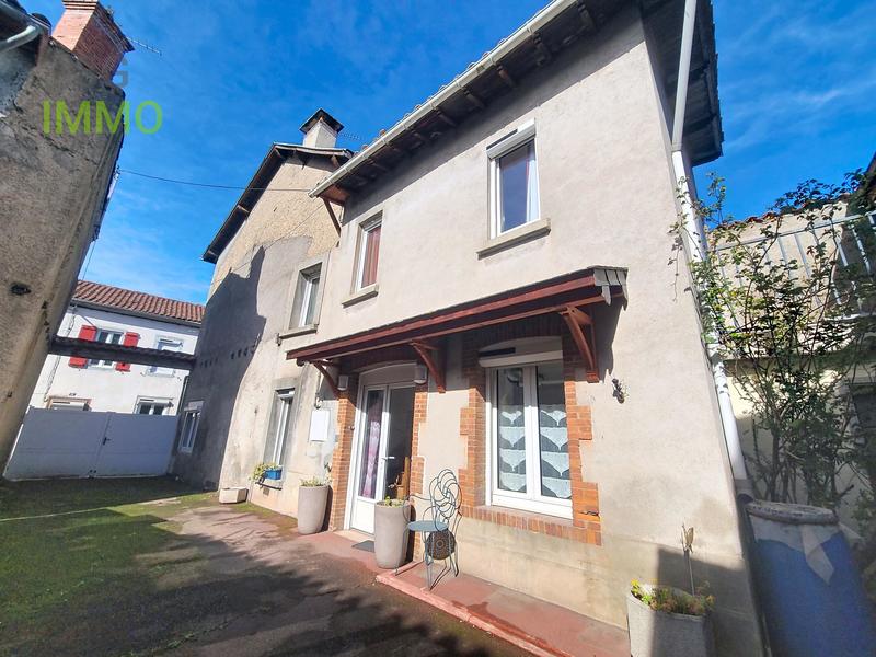 Maison de village - 117 m² - 6 pièces