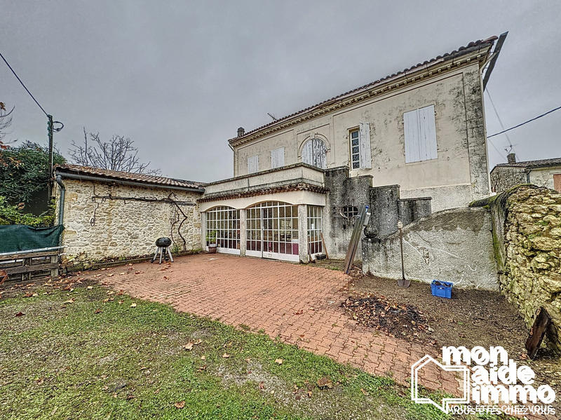 Maison ancienne - 166 m² - 6 pièces
