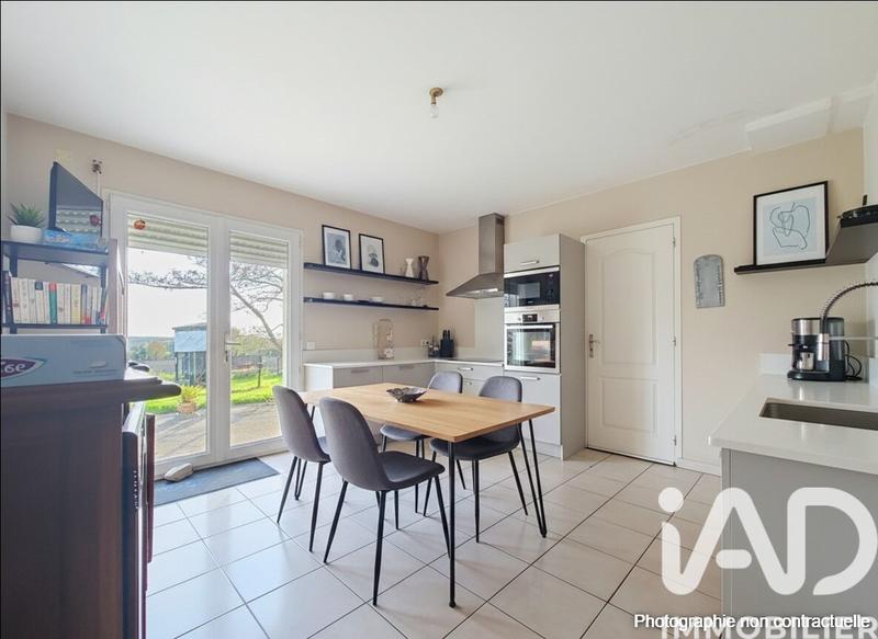 Maison - 180 m² - 7 pièces