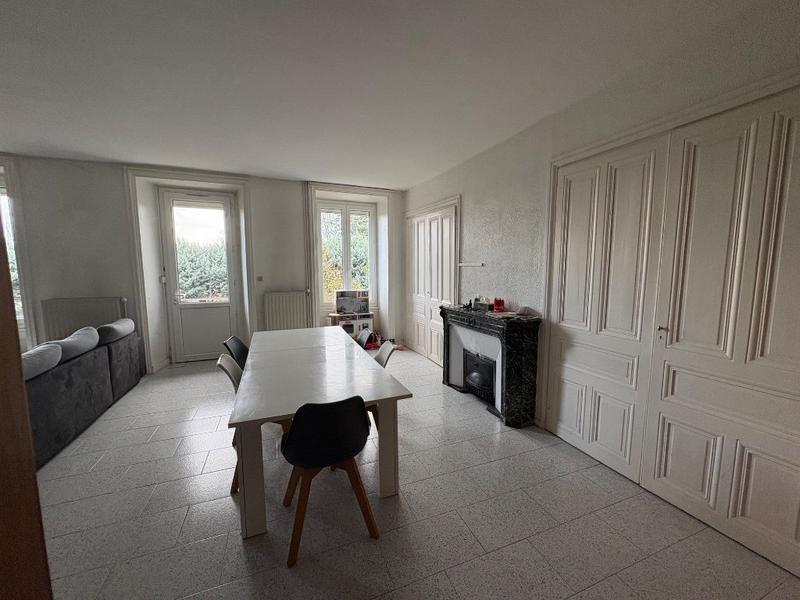 Immeuble - 198 m² - 8 pièces