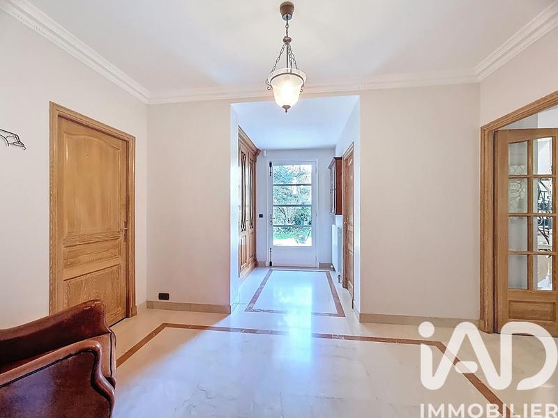 Maison - 190 m² - 6 pièces