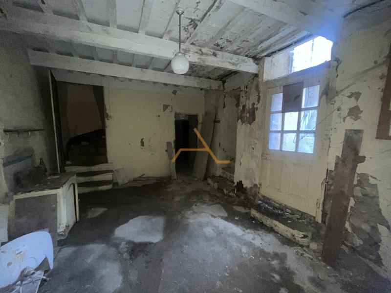 Maison de village - 284 m² - 5 pièces