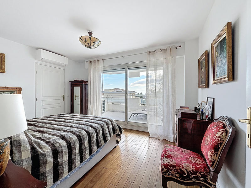 Appartement - 114 m² - 4 pièces