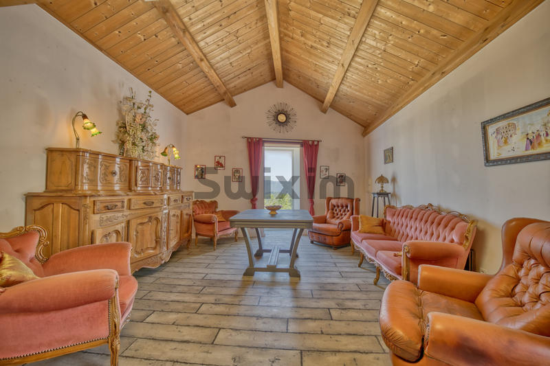 Mas - 505 m² - 15 pièces