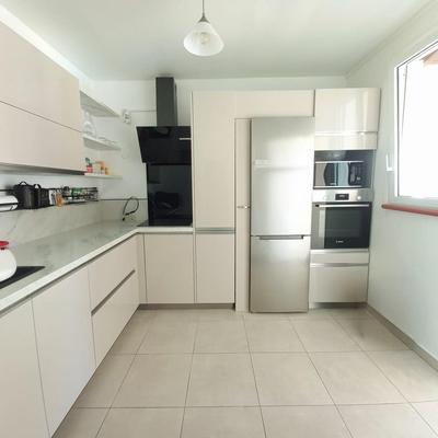 Maison - 89 m² - 4 pièces