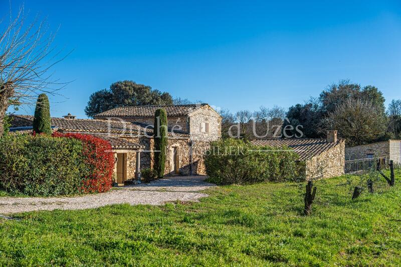 Maison - 275 m² - 7 pièces