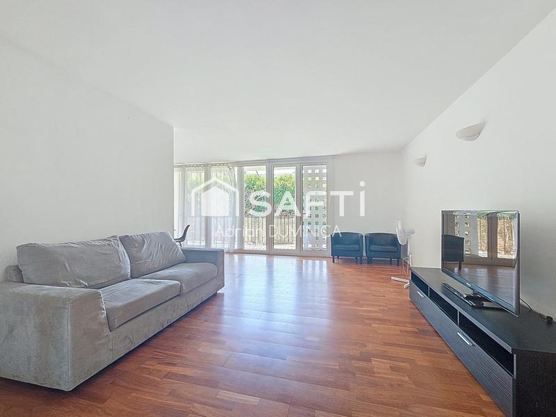 Appartement - 82 m² - 4 pièces