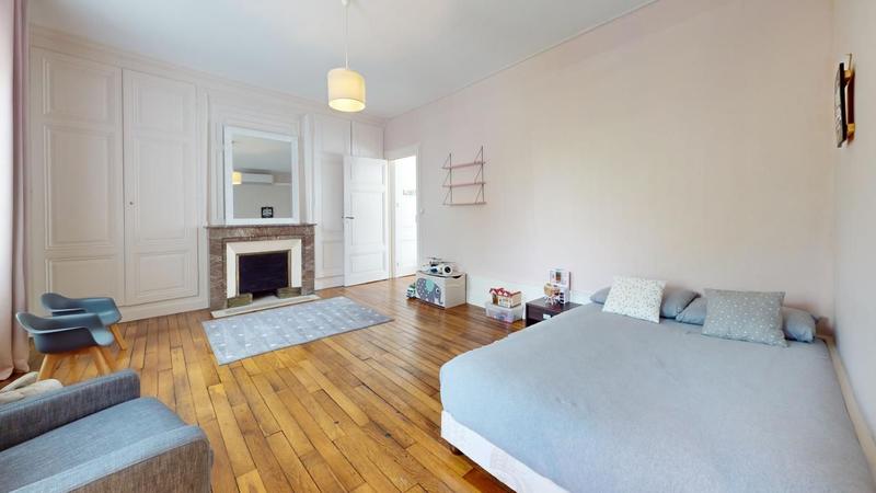 Maison - 142 m² - 6 pièces