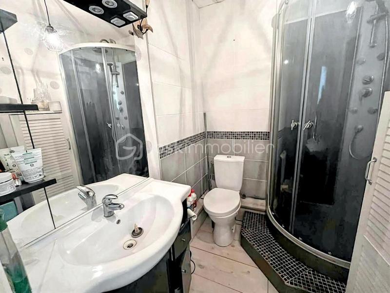 Maison en pierre - 139 m² - 8 pièces