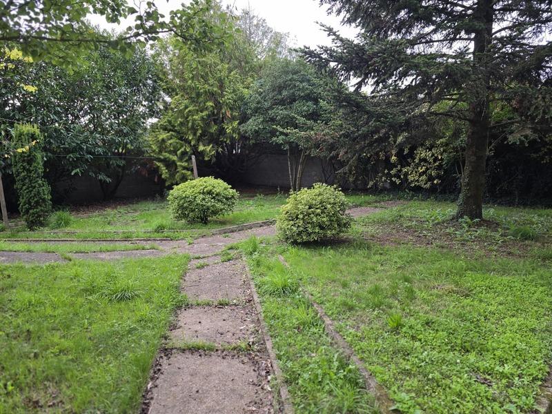 Maison - 140 m² - 8 pièces