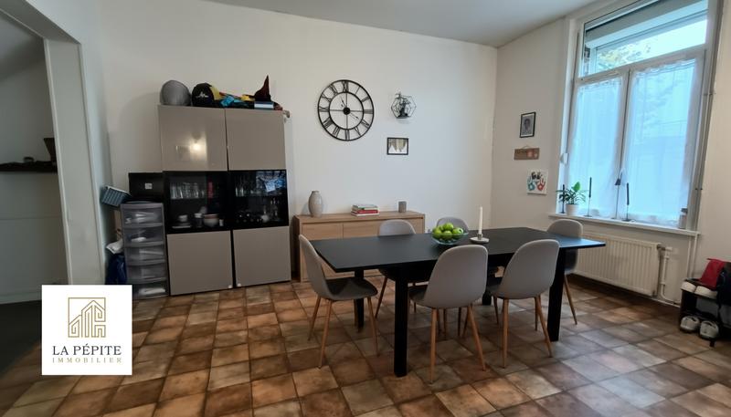 Maison - 153 m² - 6 pièces