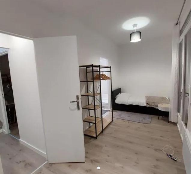 Chambre - 25 m² - 1 pièce