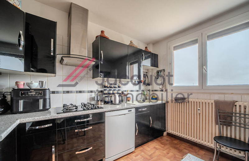 Appartement - 85 m² - 3 pièces